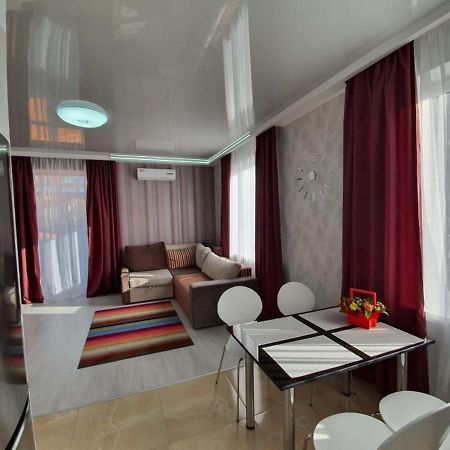 Lux New Apartment 2019 Kharkiv Extérieur photo