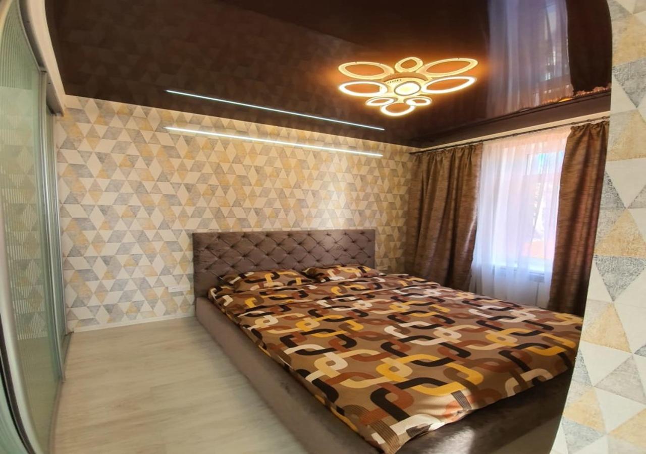 Lux New Apartment 2019 Kharkiv Extérieur photo