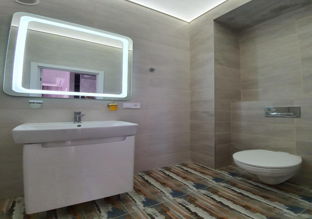 Lux New Apartment 2019 Kharkiv Extérieur photo